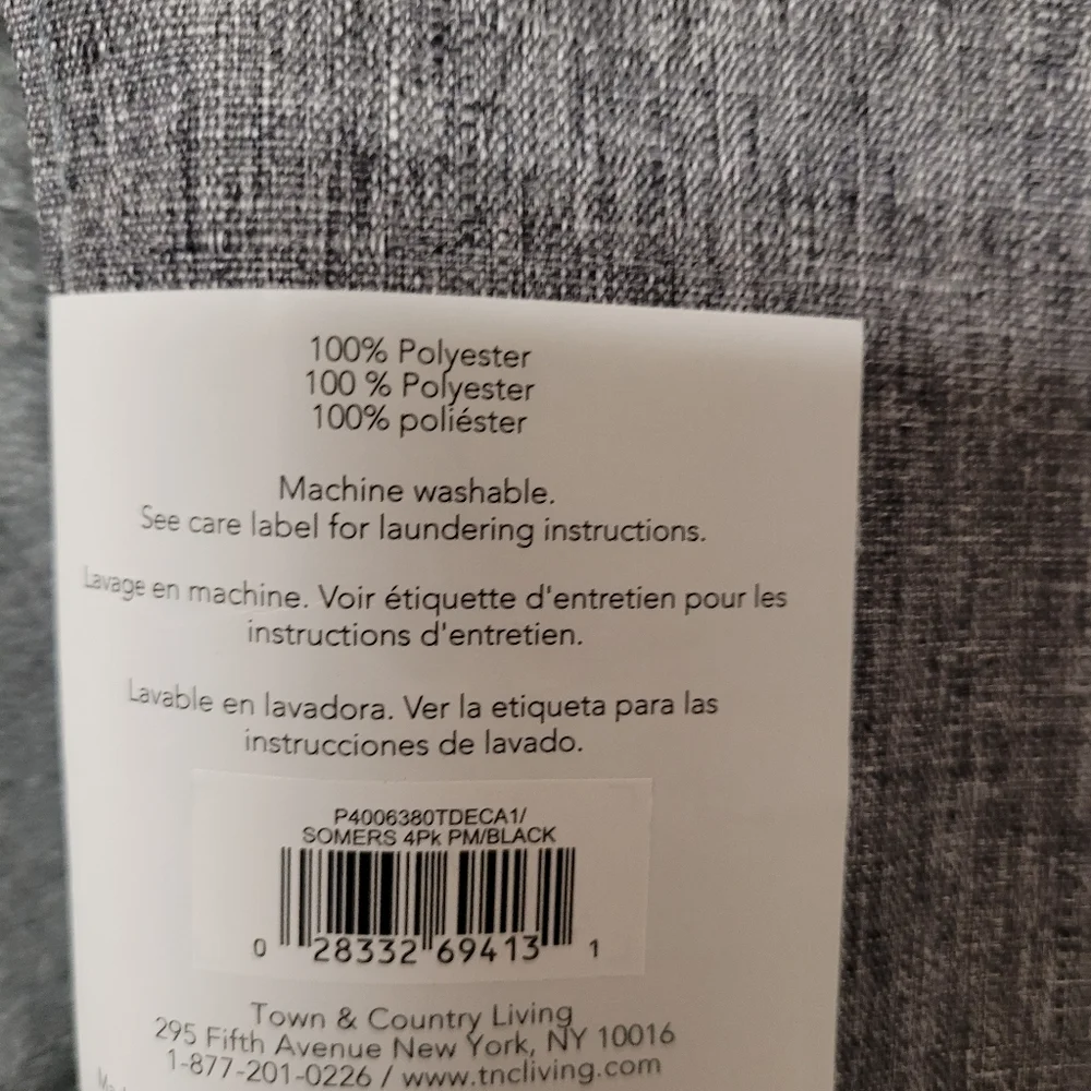 Town & Country Living Placemats NWT